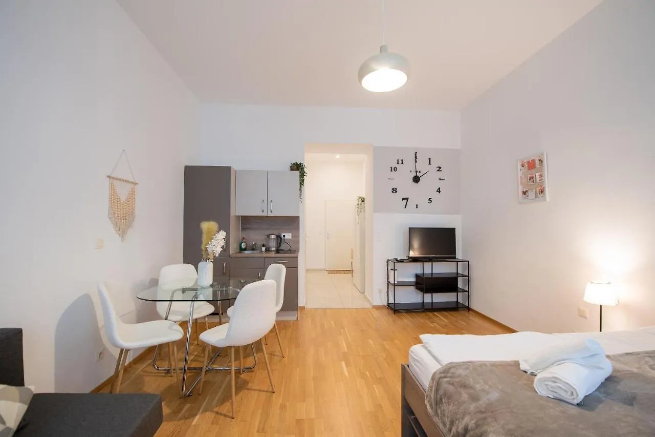 Aparthotel My City Apartment Vienna- One Bedroom