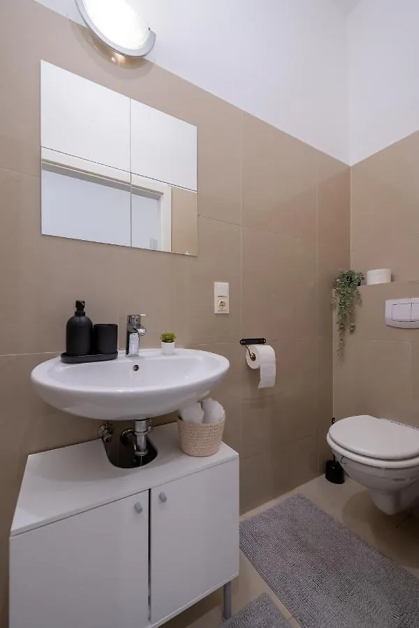 My City Apartment Vienna- One Bedroom アパートホテル ウィーン